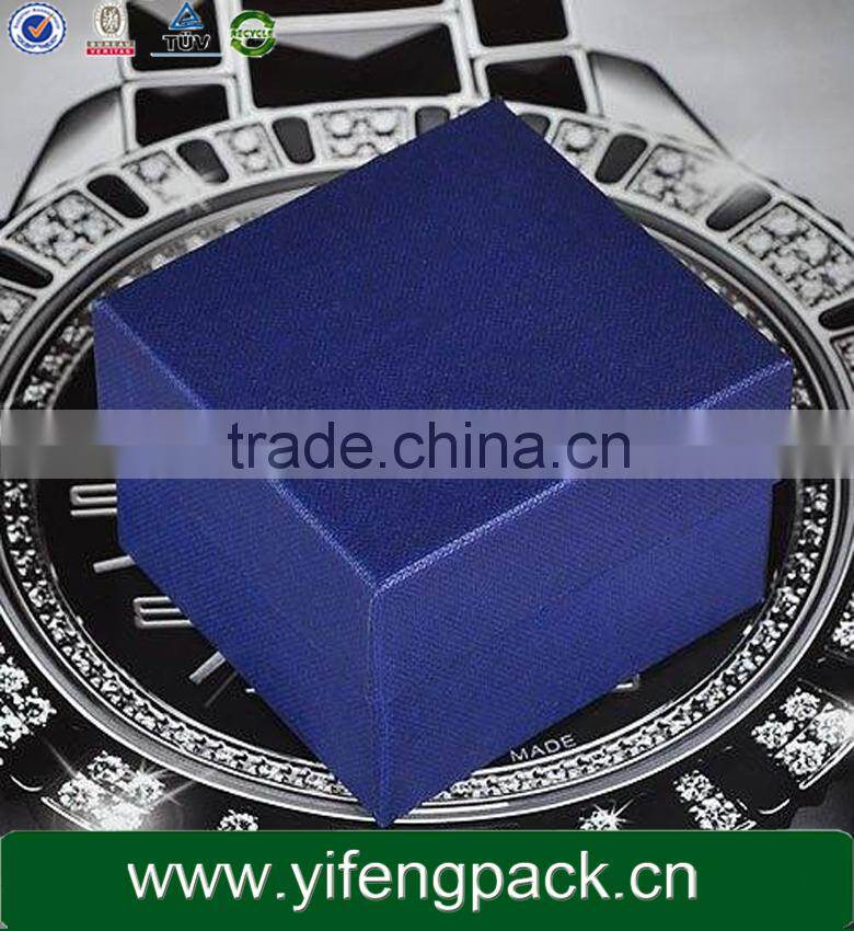 The blue square lattice paper watch box