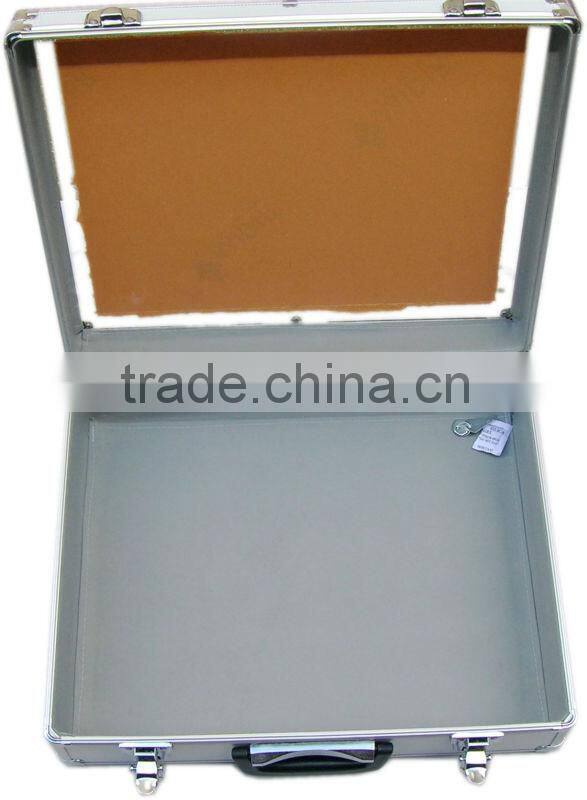 2013 new design acrylic carry case makeup box sample carry case