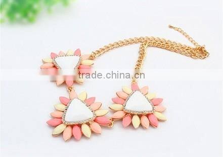 2015 New Colorful Flower Necklaces Jewelry Woman Gift