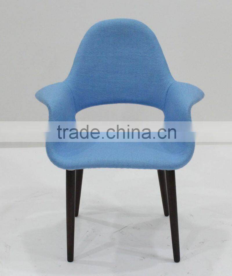 replica fiberlgass material wooden legs fabric blue color Organic Chair by Eero Saarinen
