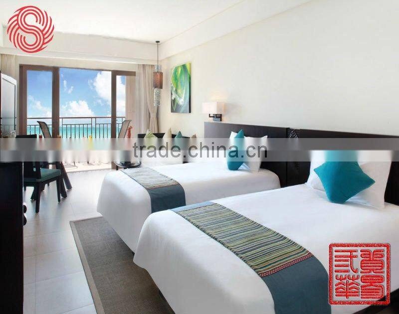 cheap selling in Japan lion applique hotel bed linen