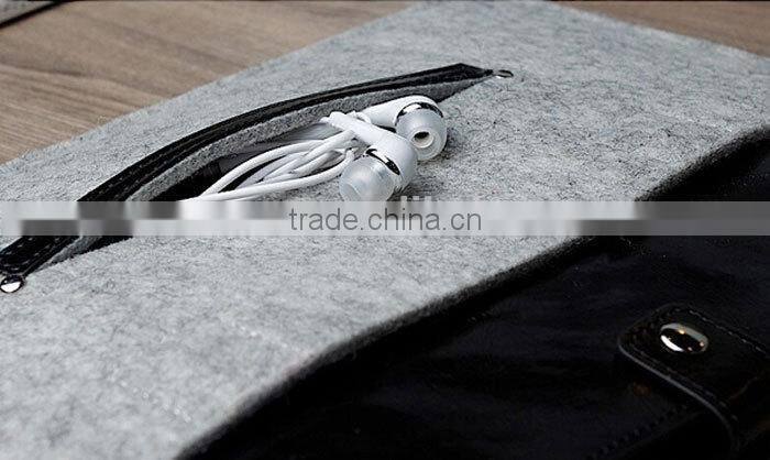 wool felt bag for microsoft surface pro 3 made of grey wool felt and leather