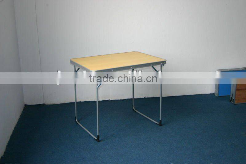 Outdoor Aluminum Folding Table