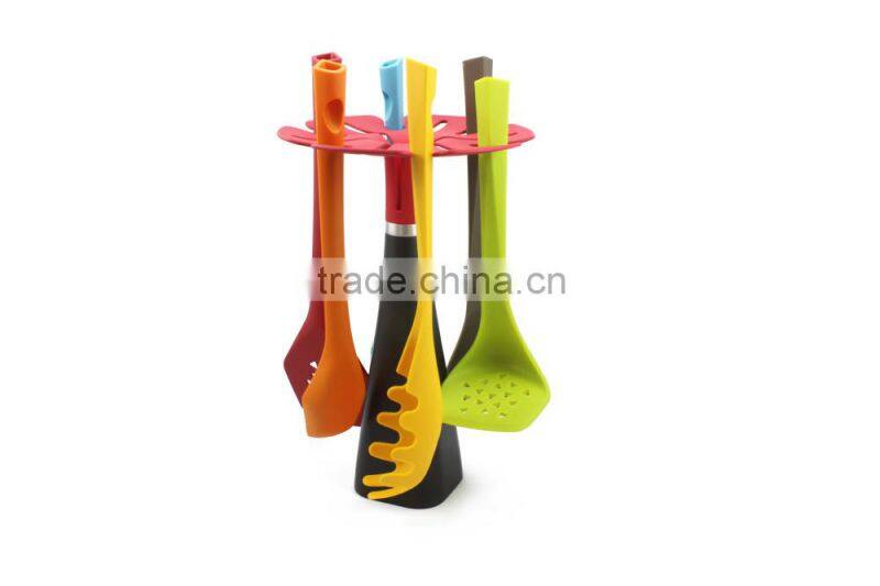 LFGB Standard Kitchen tools with Comfortable Grasp kitchen utensils gift set