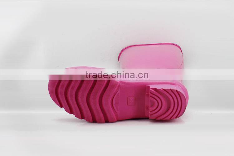 High quality Customised designs 100% Natural Rubber wedge heel rain boots