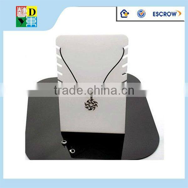 2015Luxury design acrylic jewelry display stands jewelry display acrylic display stand for jewelry