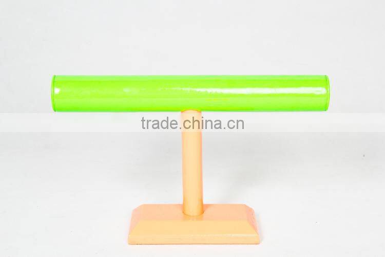 zhejiang manufacturer Fashion t shape wood jewelry display for bracelet