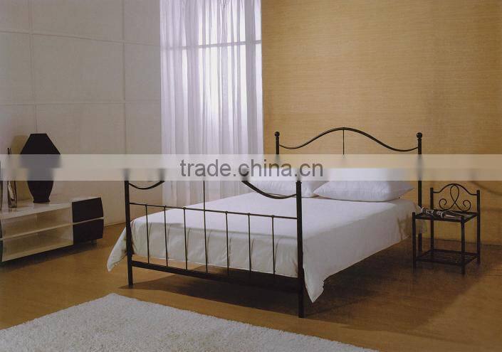 2014 metal bed frames