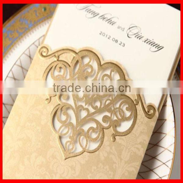 Delicated royal design gold happy ornamental engravingwedding invitation card