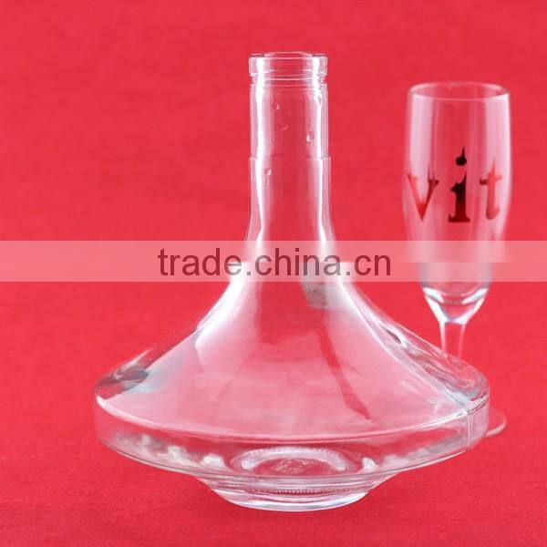 Hot sale apple shape beverage bottles glass hennessyneddf bottles bulleitdfg bottle 500ml