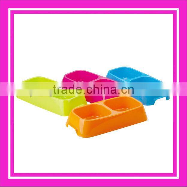 2014 new design plastic pet feeder
