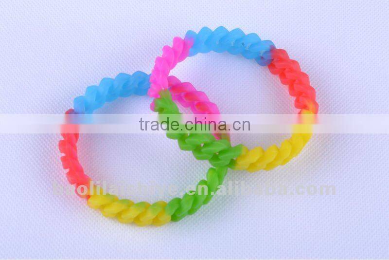 Newest arrival Bright Color Fashion Silicone Bracelets 2017