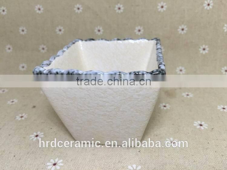 China Manufacturer stocked White Porcelain square ceramic dish