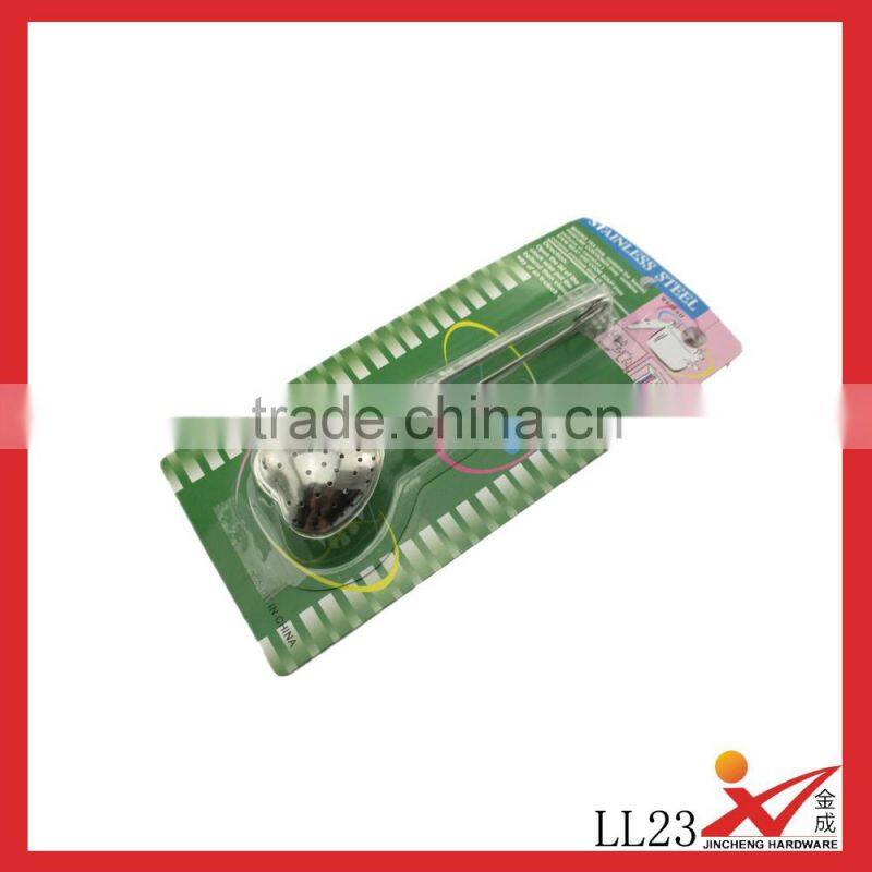 Latest design food grade eco-friendly heart shape tea strainer