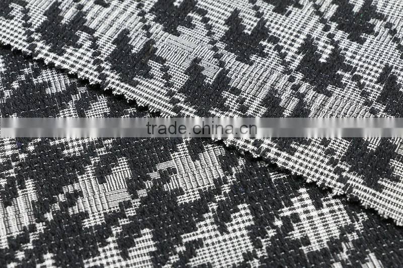 Houndstooth woven jacquard for garment