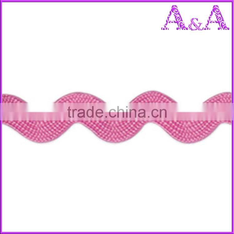 Low price 100% polyester yellow Ric Rac ribbon/Zig Zag ribbon