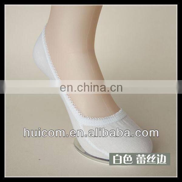 2013 good design pelerine baby lace socks