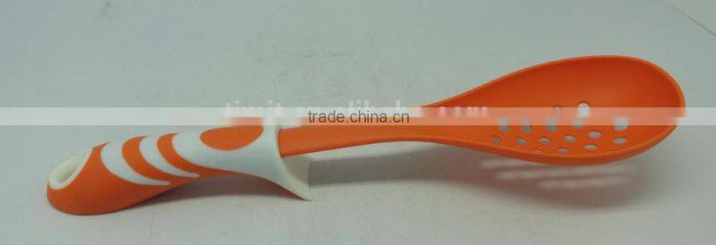 NYLON KITCHEN TOOL - SOUP LADLE, TURNER, SPAGHETTI SERVER, SKIMMER, WHISK