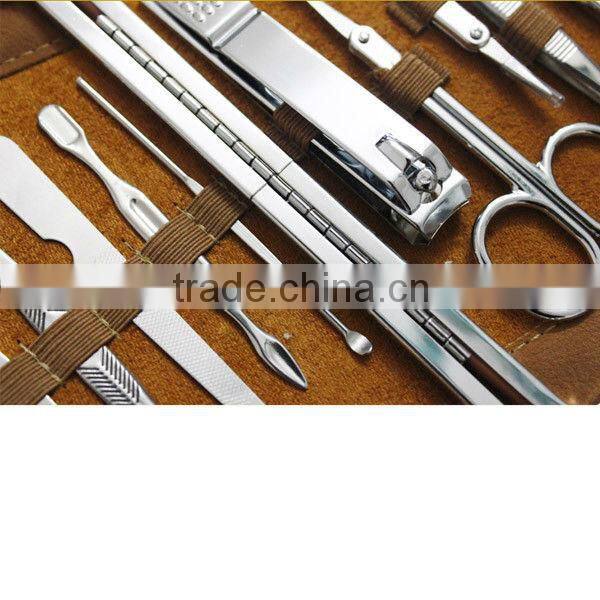 Particular lady manicure set