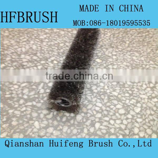 Spiral coil brush