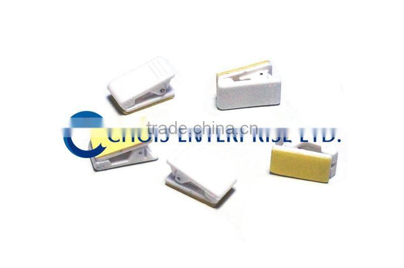 Ribbed Thumb-Grip White Pressure-Sensitive Plastic Clips with Adhesive Back 5735-3008