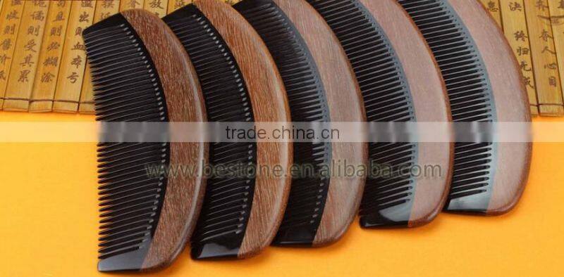 Chinese Style Red Sandal Wood Comb