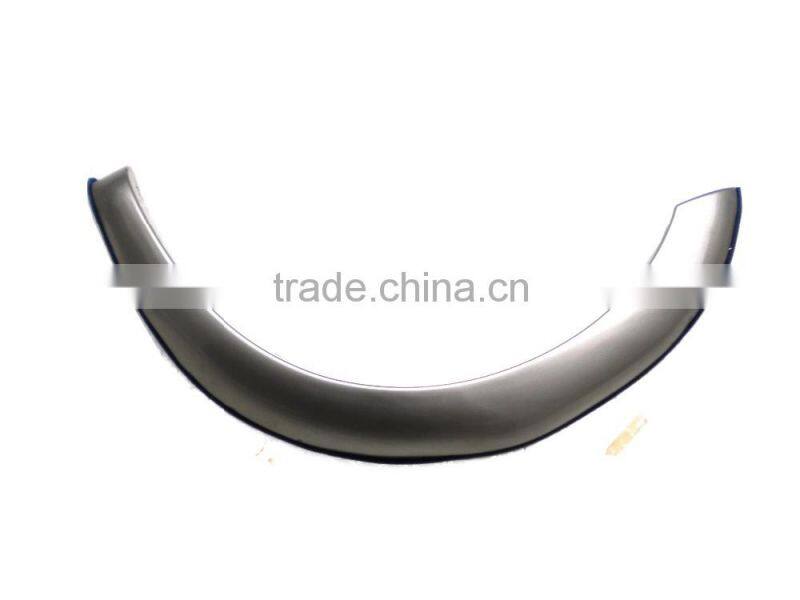 JMC Baowei 07 rear heel eyebrow auto car decorative wheel fender eyebrow rear big Left Champagne JMC light truck auto parts