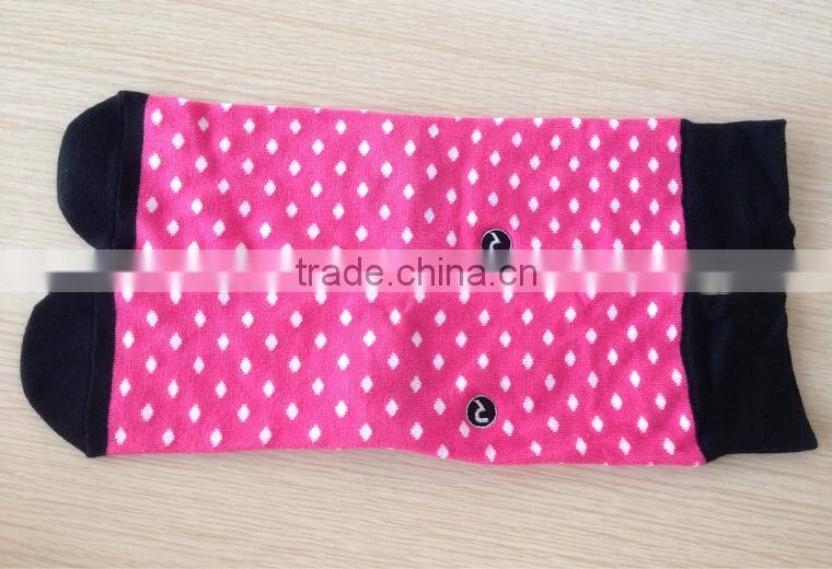 Stock Hot Sale Lovely Girls Hosiery Colorful Pink White Dots Crew Winter Sock