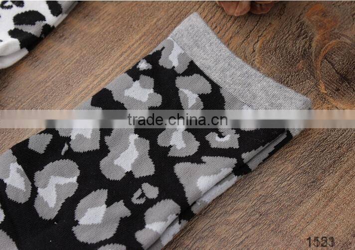 2016 fashion personality custom thick cotton socks
