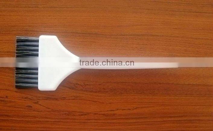 Dye brush