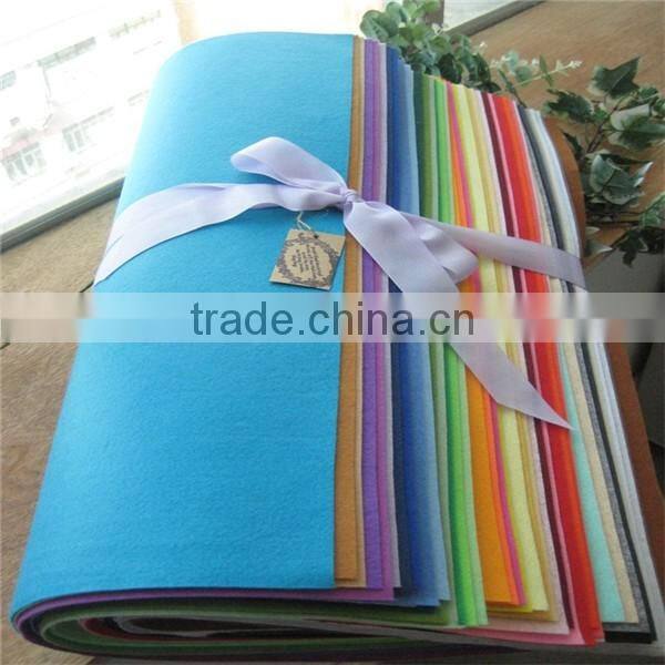 Polyester fiber felt