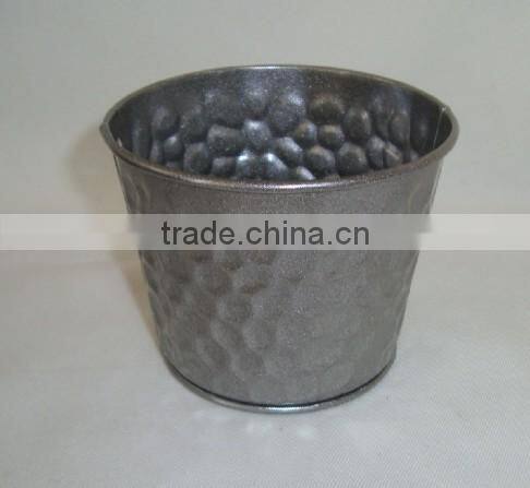 Round green zinc pot