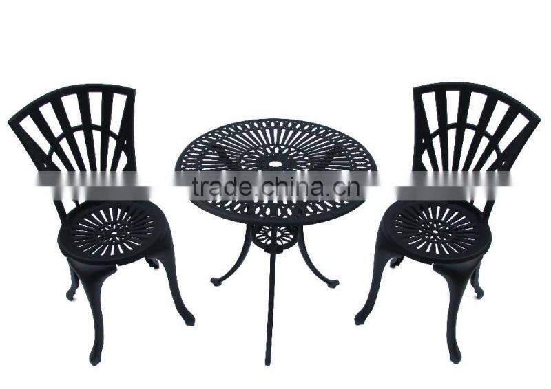 Customized cast Aluminum garden metal bistro set with green color metallic table and chair for hot sale