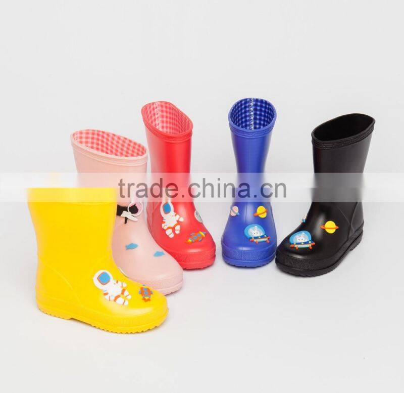 2017 new cheap rain boot kids children boys girls matt finish