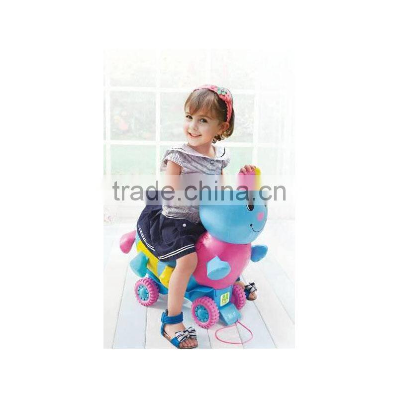 Hot Sale Bee Caterpillar Animal Baby Carrier Toy