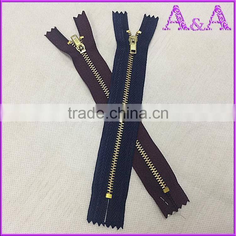 #4 metal zipper,with YG slider,close end, for brazil market