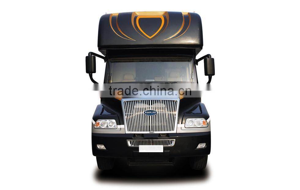 HBJLB5180XLJ1 4x2 Camping Bus