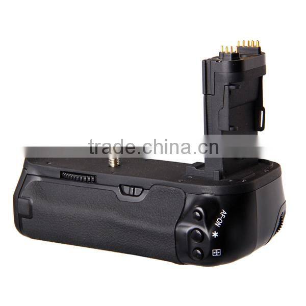 Commlite ComPak Vertical Camera grip/Battery Pack/Battery grip for Canon 6D