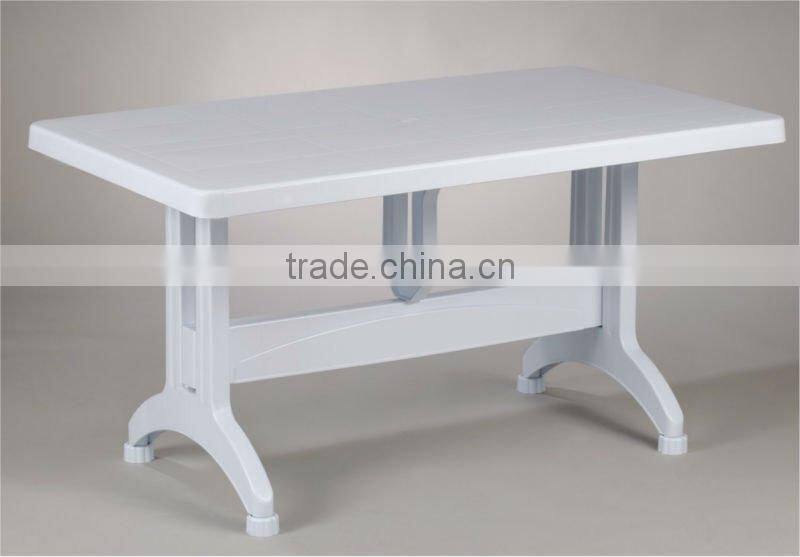 thick plastic roll table cover