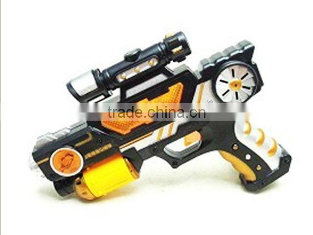 2013 Hot B/O Projectivev Gun Toy for Kid with Light and Voice