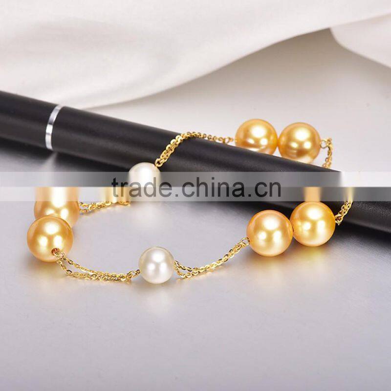 akoya cultured pearls bracelet with white/golden pearls in 18k gold chain