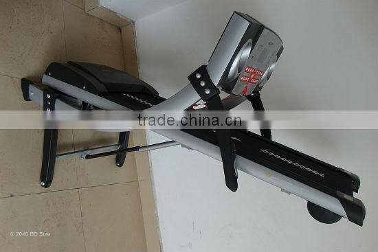 Gas cylinder with safety shroud