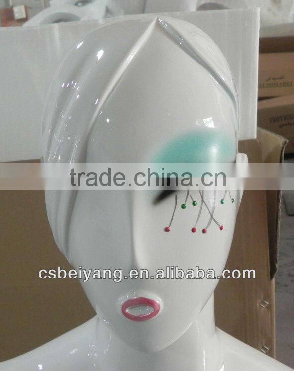 Make-up face female mannequin