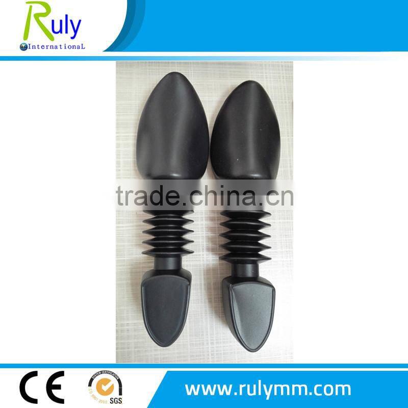 Full sizes shoe care plastic shoe trees , PE shoe trees made in china