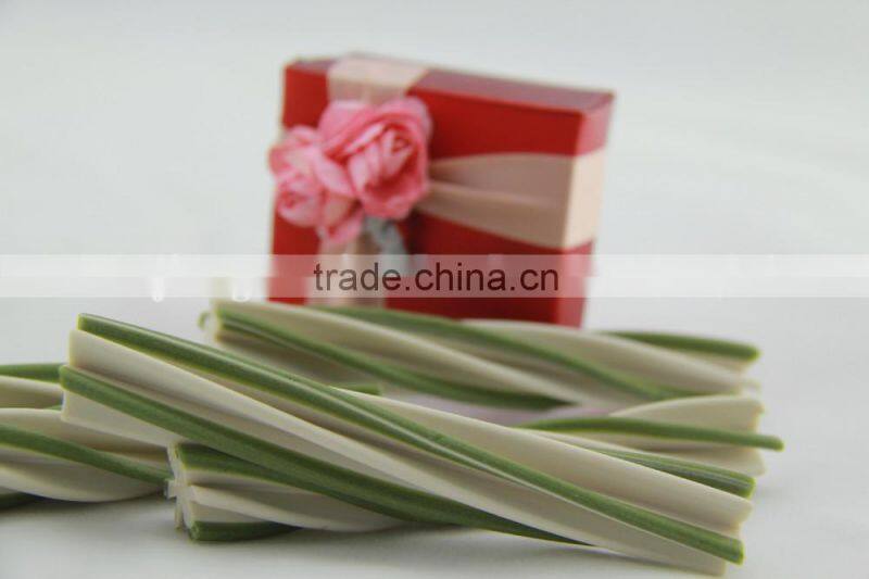 aquarium fish food (two-tone straight dog chews)