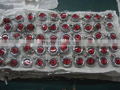 2015 fashion custom wholesale metal badge reel