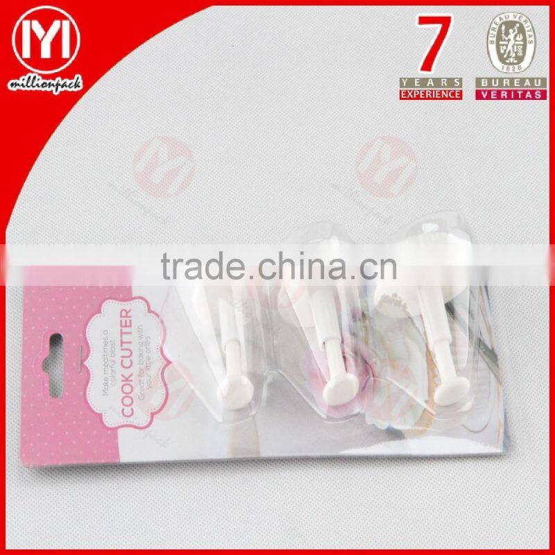 3pcs Mini Leaf Shape Plastic Cookie Moulds/Cutter