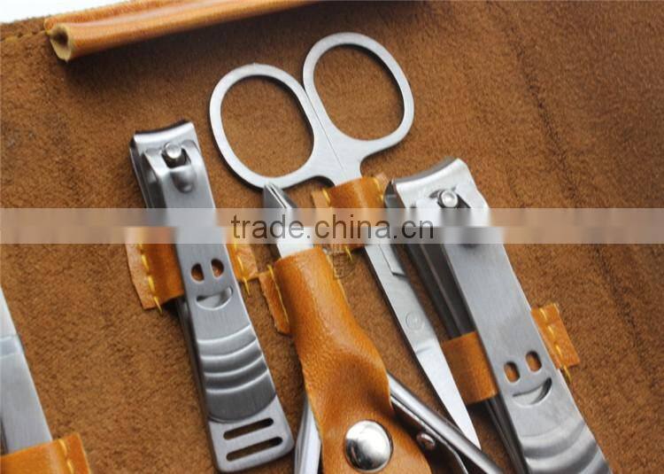 Bonvatt Wholesale portable nail clipper gift set & manicure set for sale nail care set