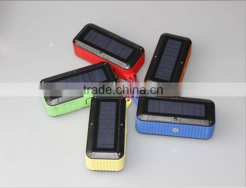 Factory Direct Outdoor Hook Style Waterproof Solar Recharheable Wireless Bluetooth Speaker