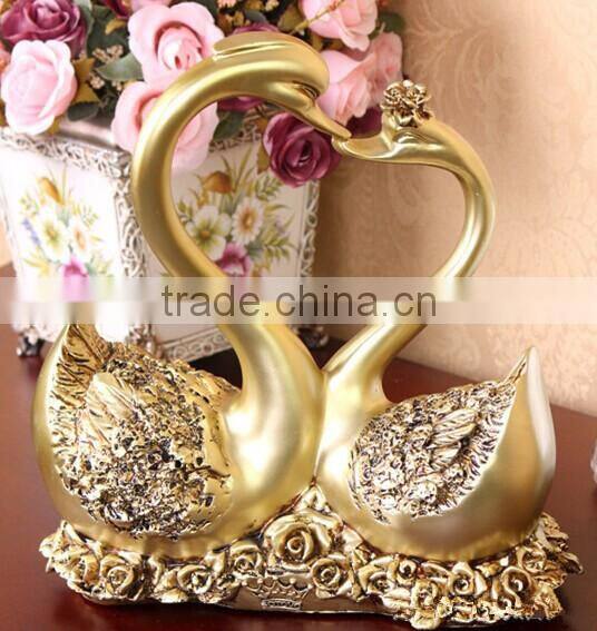 Golden resin couple swan decorative figurines